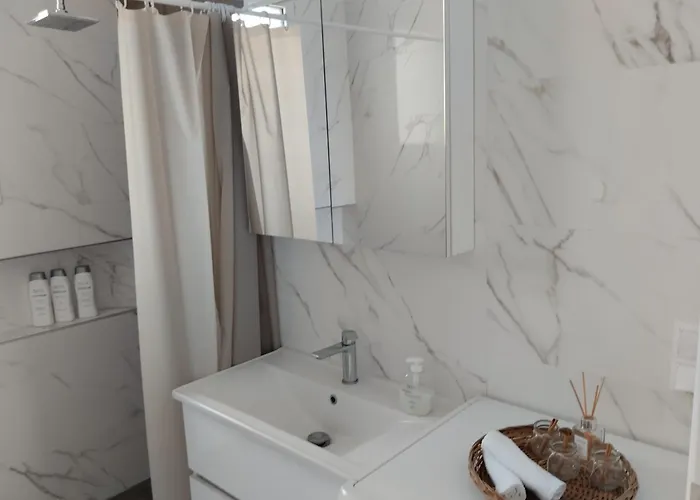 Ellie's Guesthouse, Apartment *