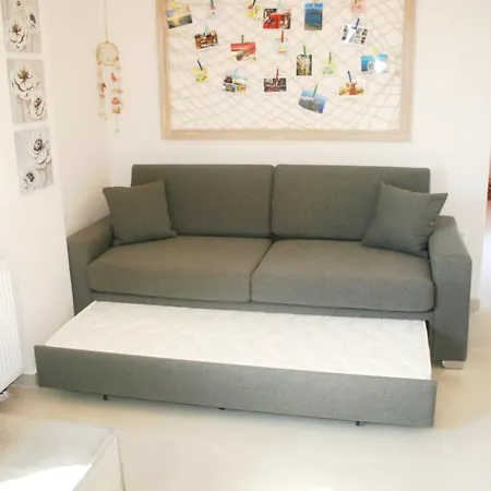 Ellie's Guesthouse, Nafplio Apartment *