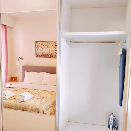 Ellie's Guesthouse, アパート ナフプリオ